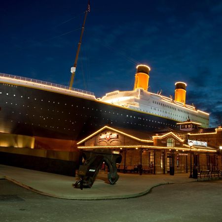 Daya, Hot Tub, Pool Table, 1089 Of Free Attraction Tickets For Each Paid Day, Dollywood And More! Gatlinburg Quarto foto