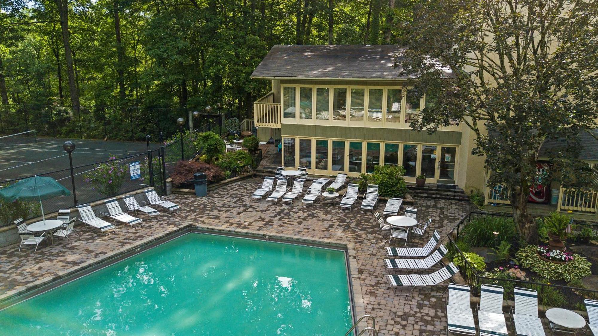 Daya, Hot Tub, Pool Table, 1089 Of Free Attraction Tickets For Each Paid Day, Dollywood And More! Gatlinburg Quarto foto