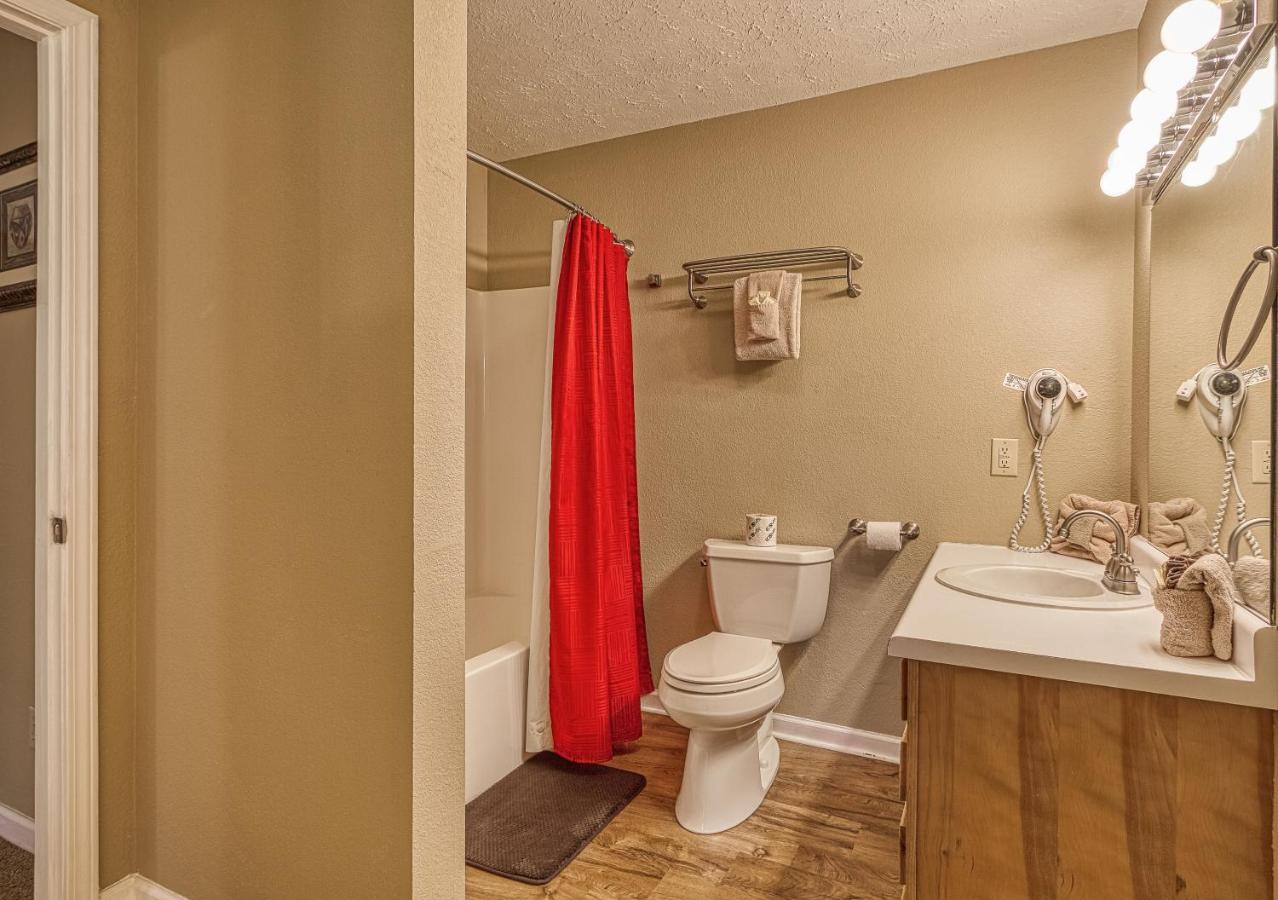 Daya, Hot Tub, Pool Table, 1089 Of Free Attraction Tickets For Each Paid Day, Dollywood And More! Gatlinburg Exterior foto